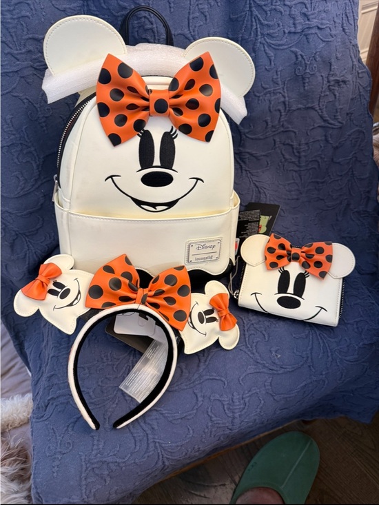 Disney Other - LOUNGEFLY Disney Kids White Minnie Mouse Backpack with Orange Polka Dot Bow